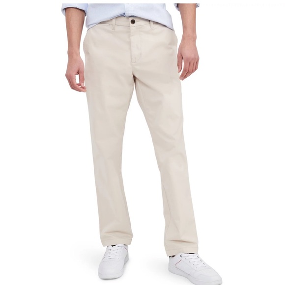 Men's Tommy Hilfiger Custom-Fit Chino Pants - Picture 1 of 4